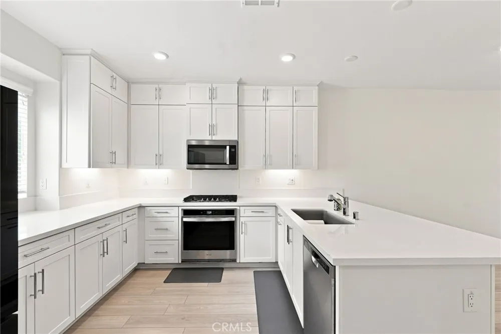 1279 Bonnet Way Torrance, CA 90502
