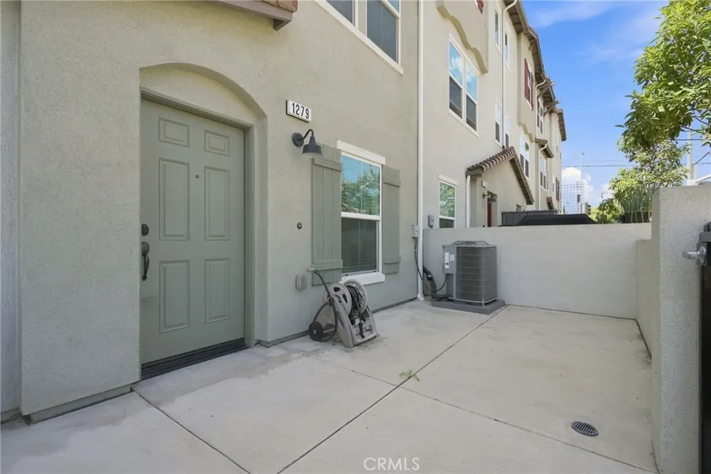 1279 Bonnet Way Torrance, CA 90502