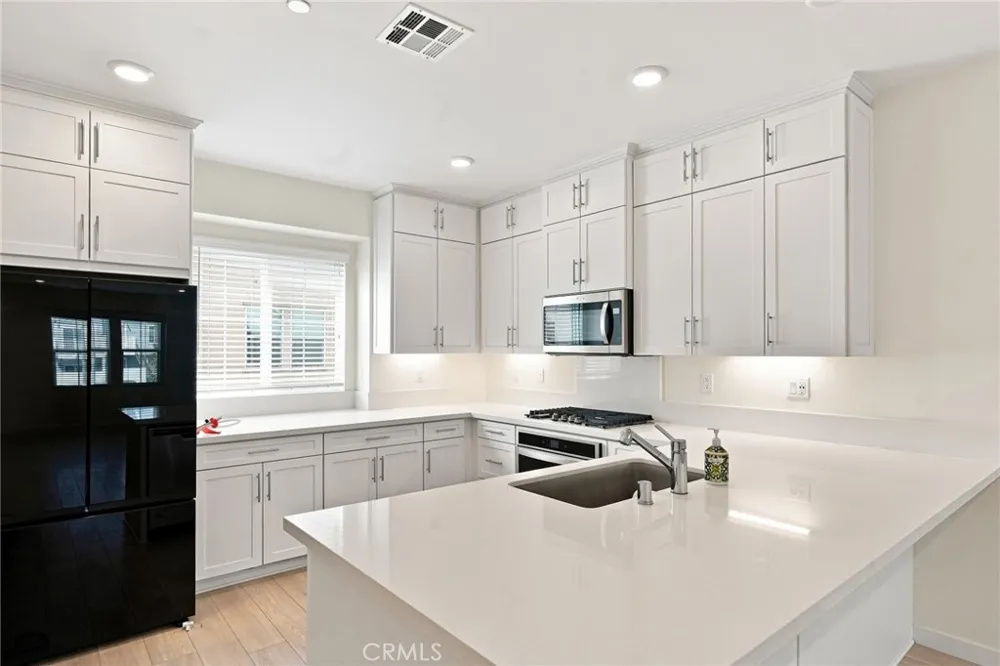 1279 Bonnet Way Torrance, CA 90502