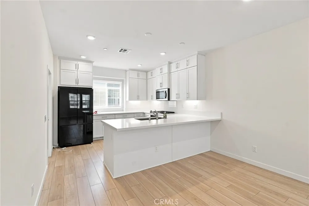 1279 Bonnet Way Torrance, CA 90502