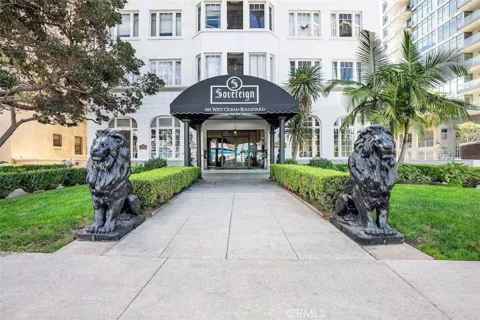360 W Ocean #605