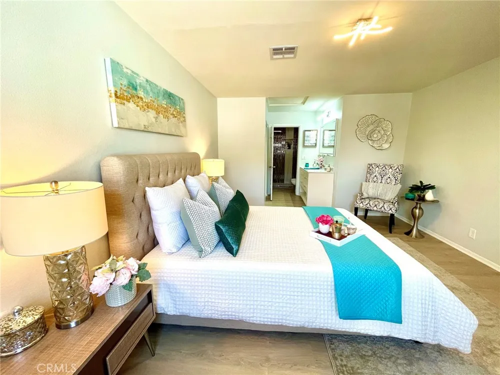 17912 Gridley Road Artesia, CA 90701