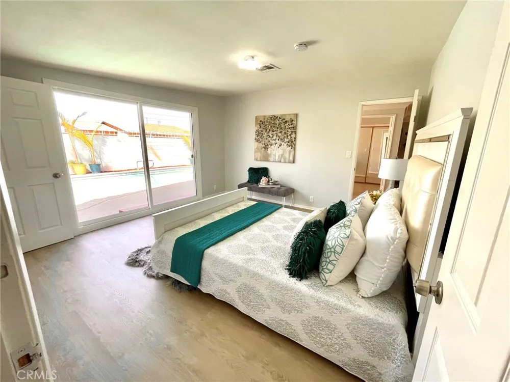 17912 Gridley Road Artesia, CA 90701