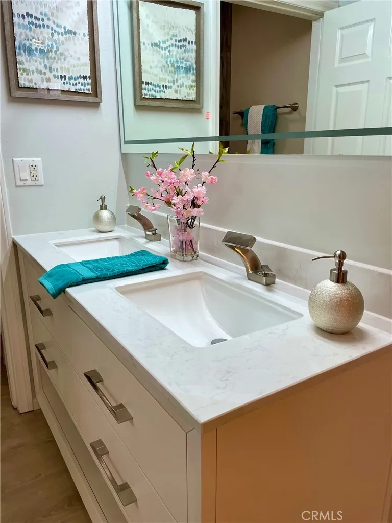 17912 Gridley Road Artesia, CA 90701