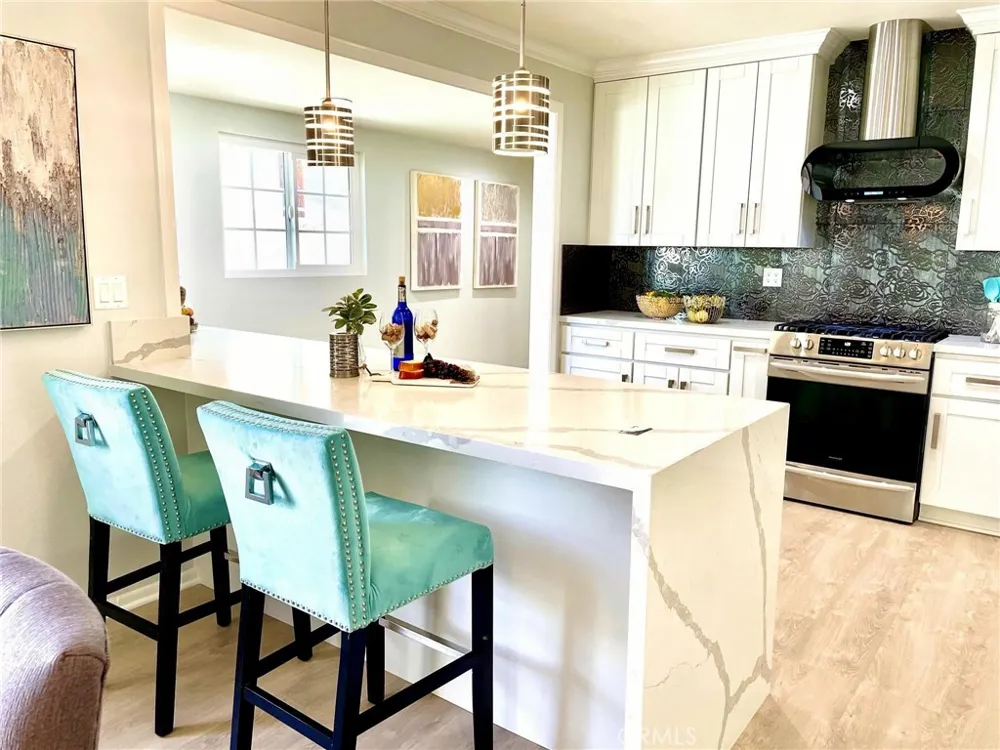 17912 Gridley Road Artesia, CA 90701
