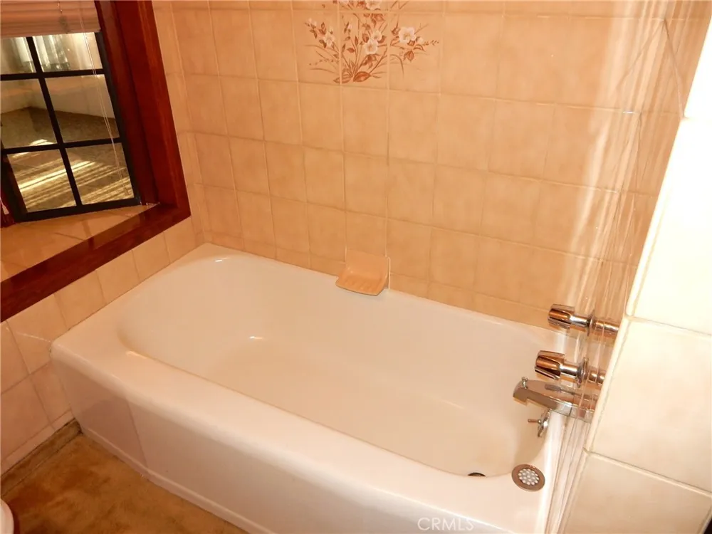 8157 Calendula Drive Buena Park, CA 90620