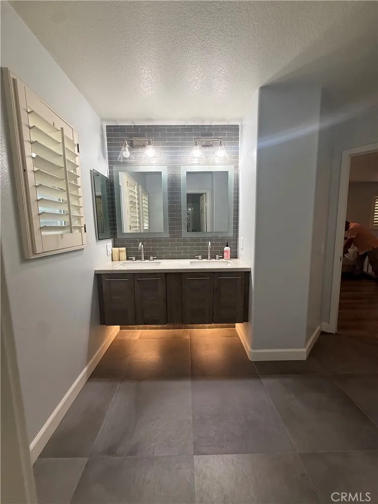 1847 Carpenter Court Fullerton, CA 92833