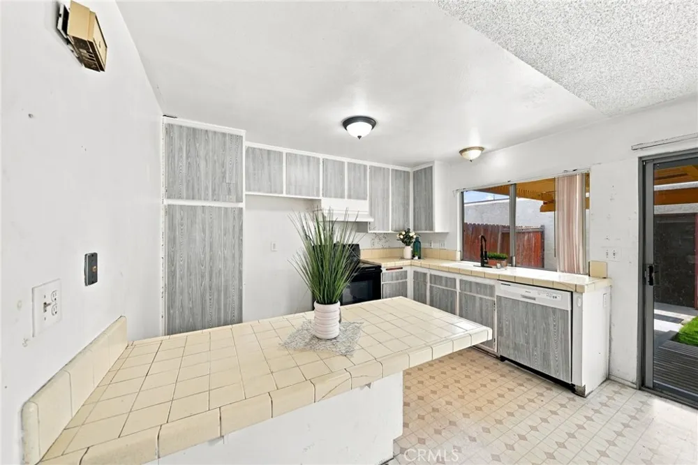 4978 Avila Way Buena Park, CA 90621