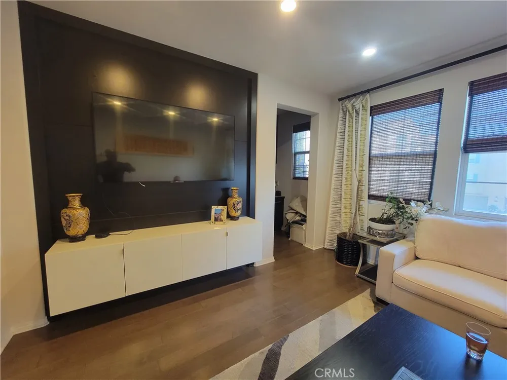808 Santa Fe Avenue #C San Gabriel, CA 91776