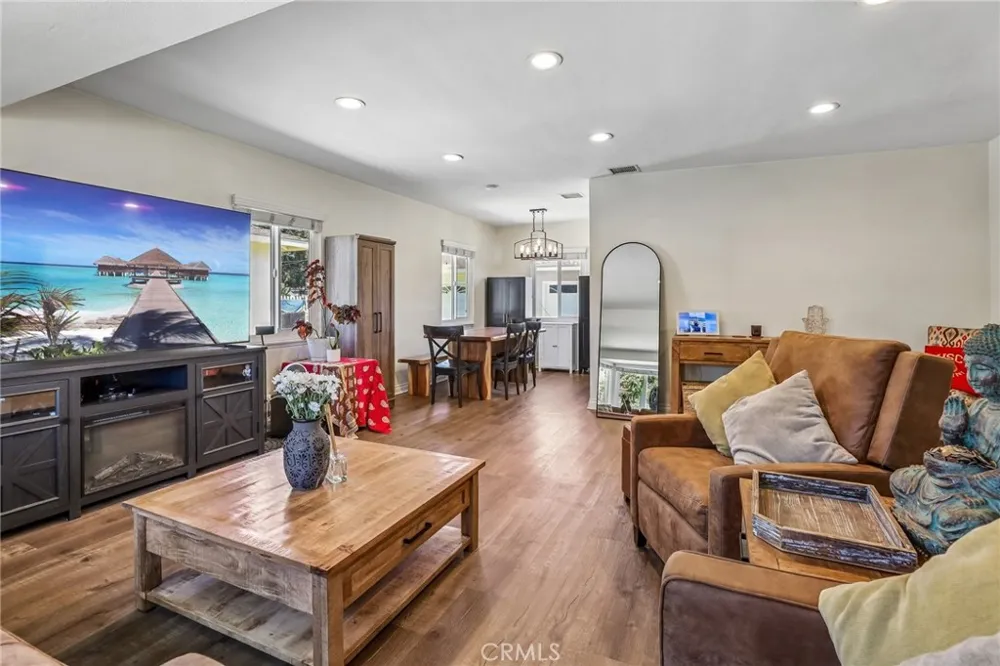 16640 E Tudor Covina, CA 91722