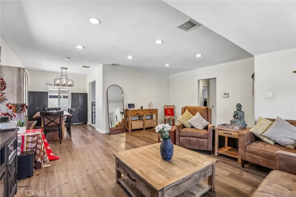 16640 E Tudor Covina, CA 91722