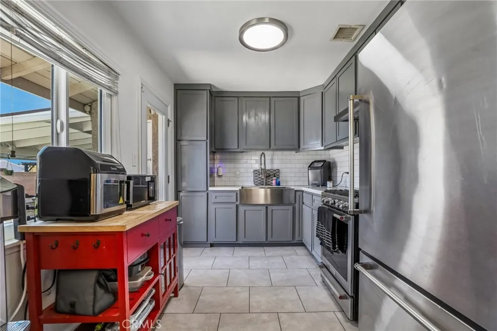 16640 E Tudor Covina, CA 91722