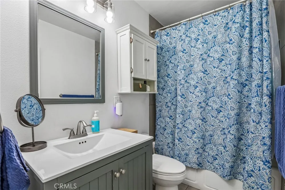 16640 E Tudor Covina, CA 91722