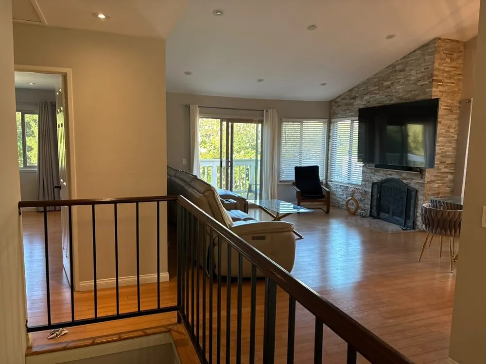 434 Vista Dorado Oak Park, CA 91377