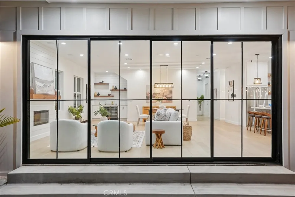 8308 Mcconnell Avenue Los Angeles, CA 90045