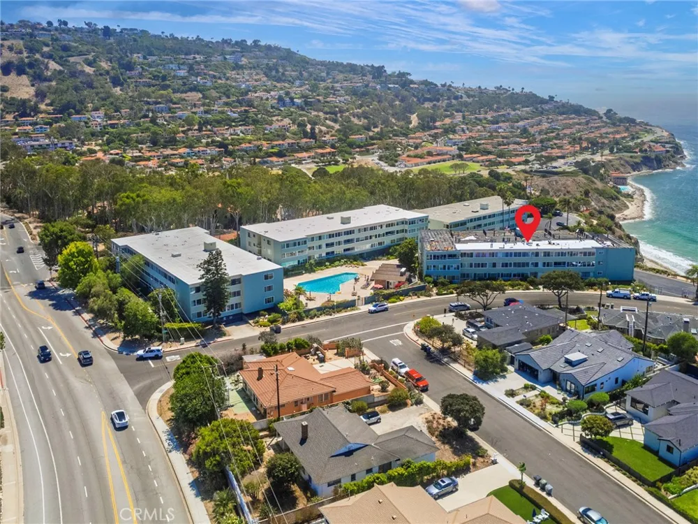 635 Paseo De La Playa #203 Redondo Beach, CA 90277