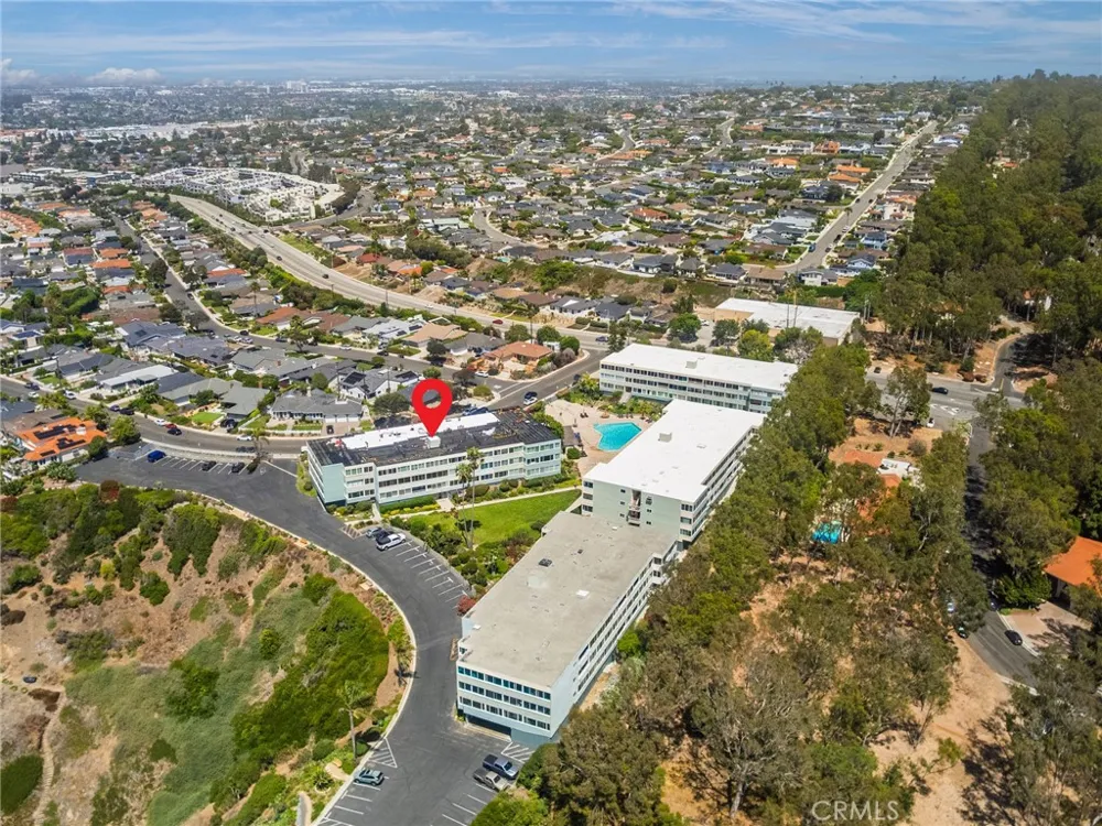635 Paseo De La Playa #203 Redondo Beach, CA 90277