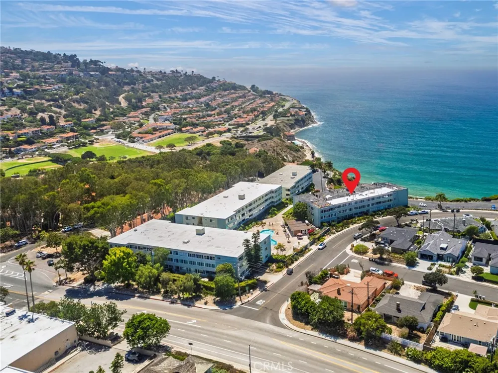 635 Paseo De La Playa #203 Redondo Beach, CA 90277