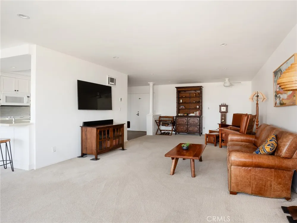 635 Paseo De La Playa #203 Redondo Beach, CA 90277