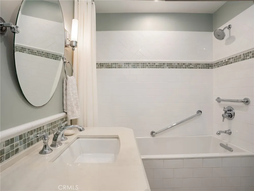 635 Paseo De La Playa #203 Redondo Beach, CA 90277