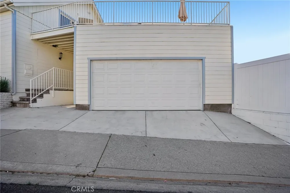 1467 11th Manhattan Beach, CA 90266