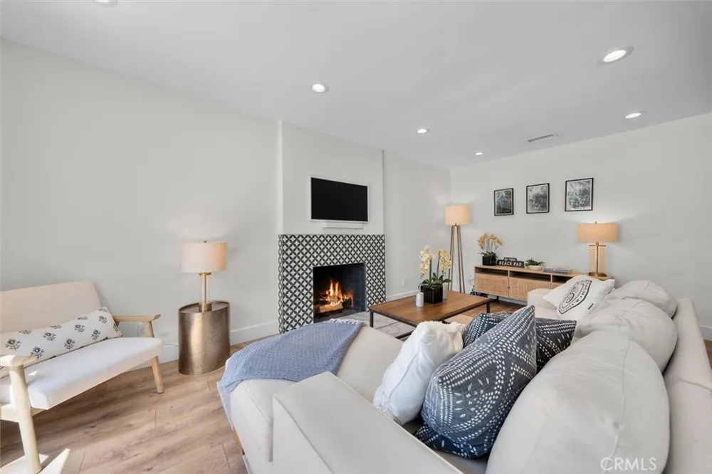 1430 Bonnie Brae Hermosa Beach, CA 90254