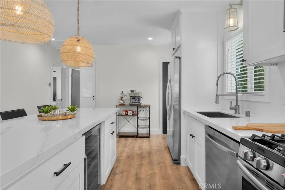 1430 Bonnie Brae Hermosa Beach, CA 90254