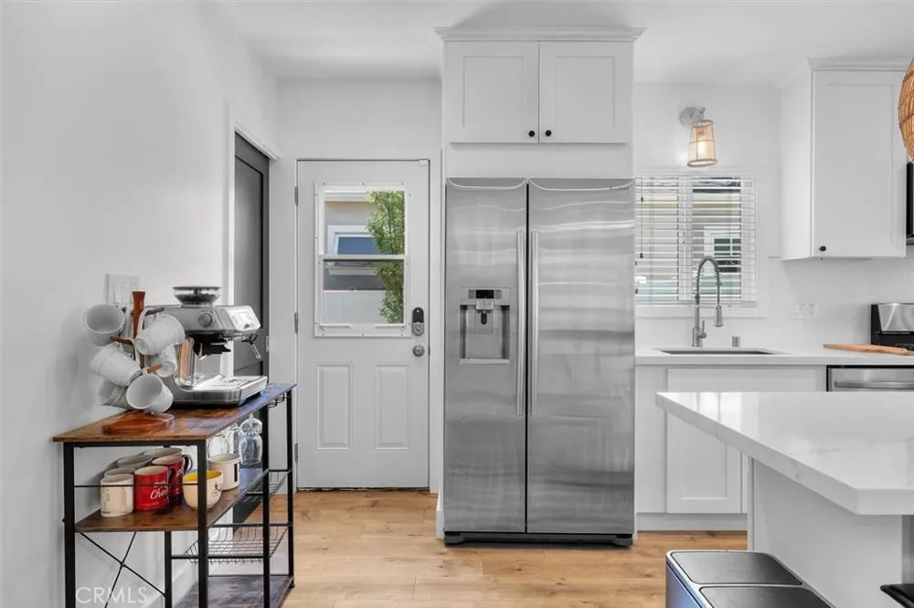 1430 Bonnie Brae Hermosa Beach, CA 90254