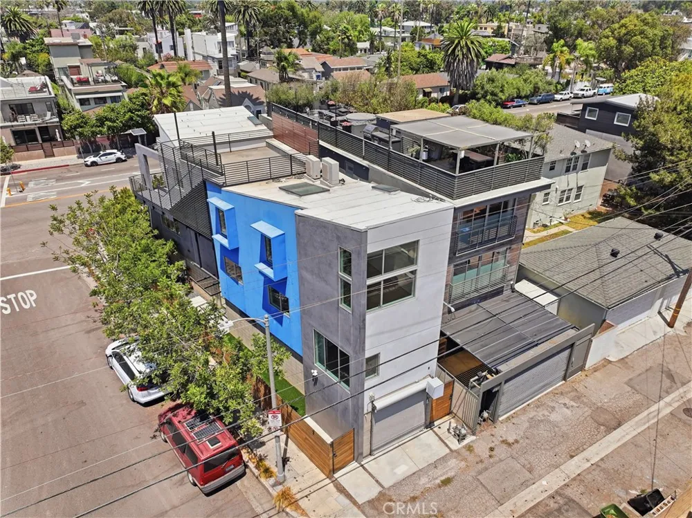 404 Grand Boulevard Venice, CA 90291