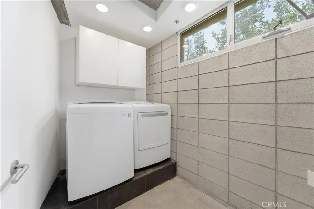 404 Grand Boulevard Venice, CA 90291