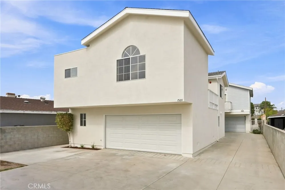 15211 Eastwood Avenue Lawndale, CA 90260