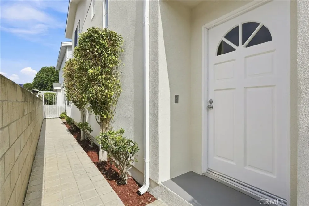 15211 Eastwood Avenue Lawndale, CA 90260