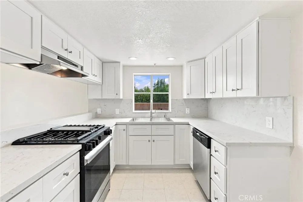 15211 Eastwood Avenue Lawndale, CA 90260