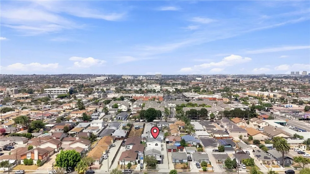 15211 Eastwood Avenue Lawndale, CA 90260