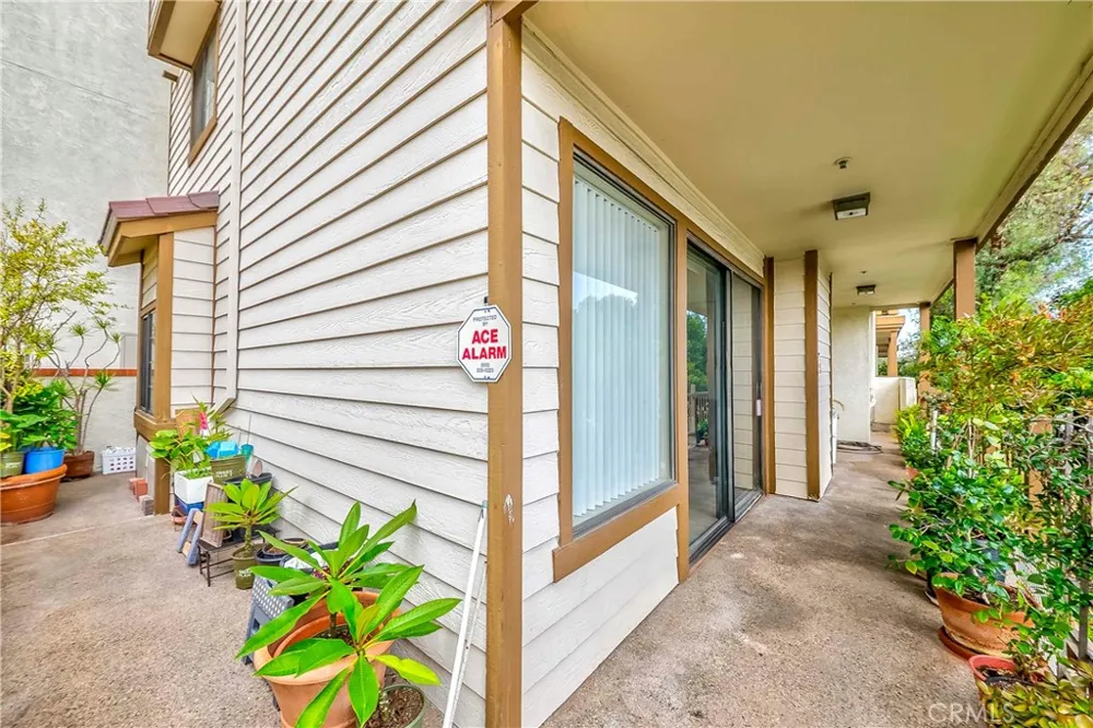 2567 Plaza Del Amo #109 Torrance, CA 90503
