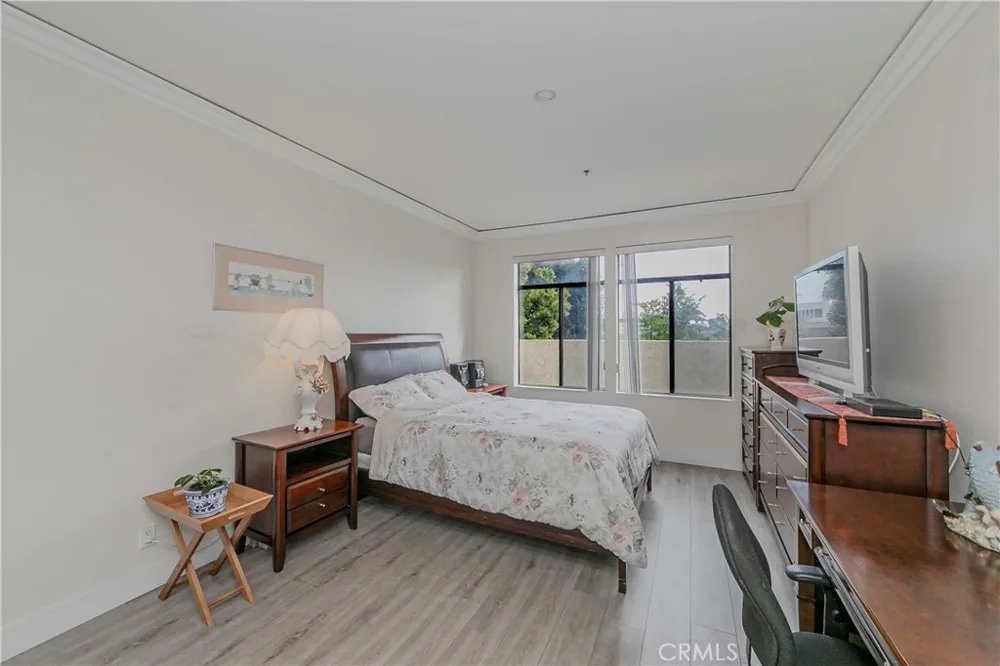 2567 Plaza Del Amo #109 Torrance, CA 90503