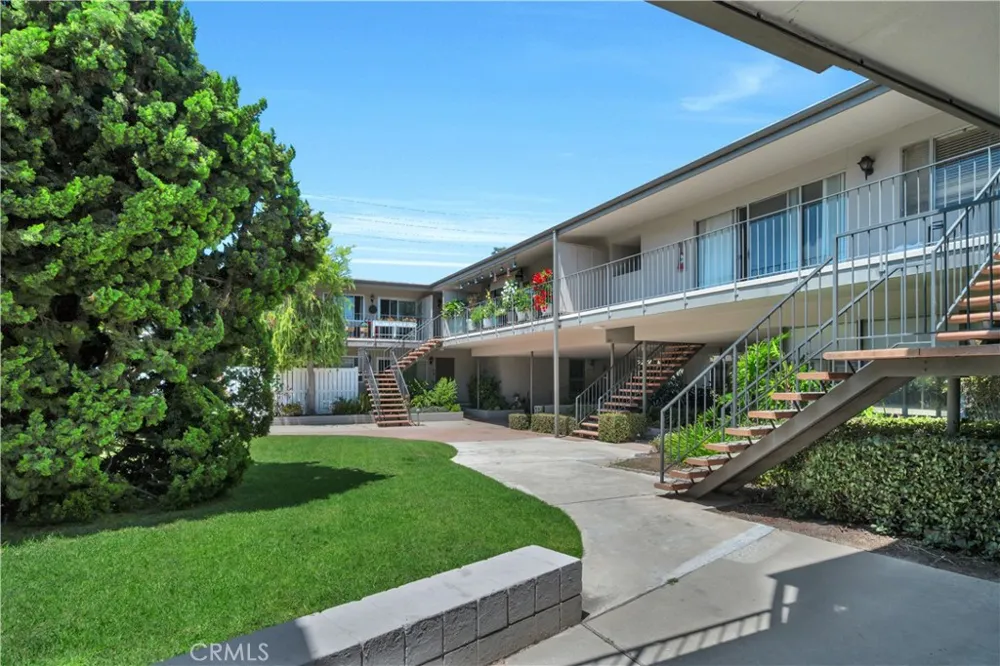 2940 W Carson #211 Torrance, CA 90503