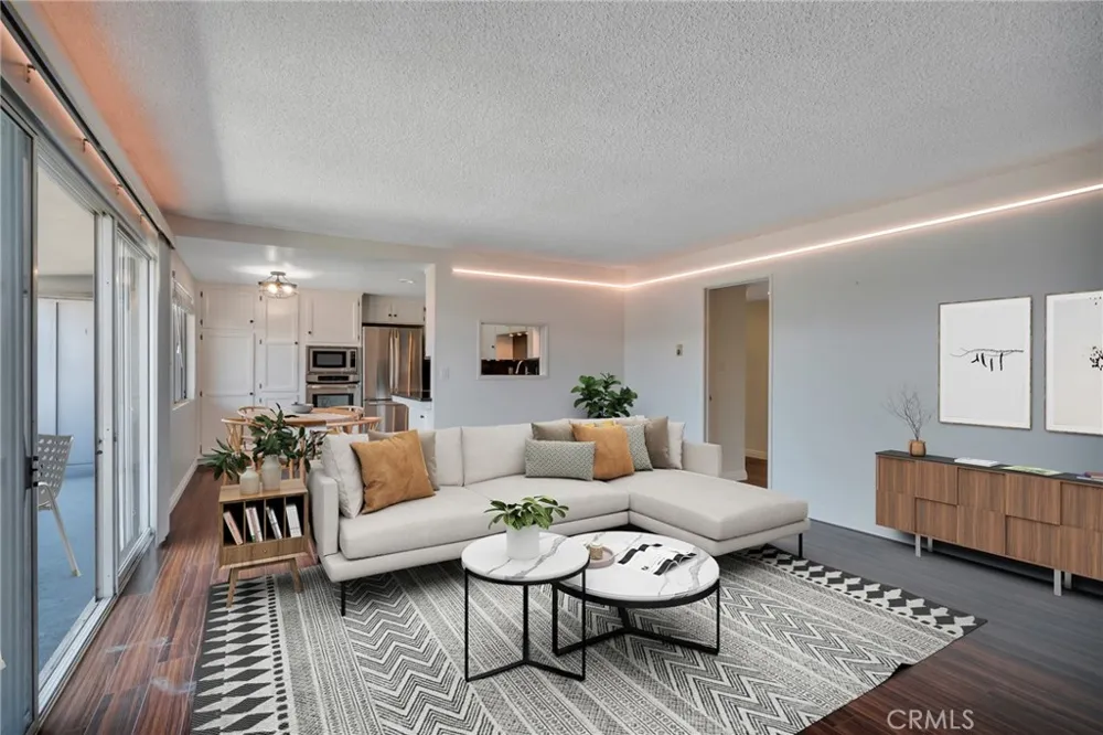 2940 W Carson #211 Torrance, CA 90503