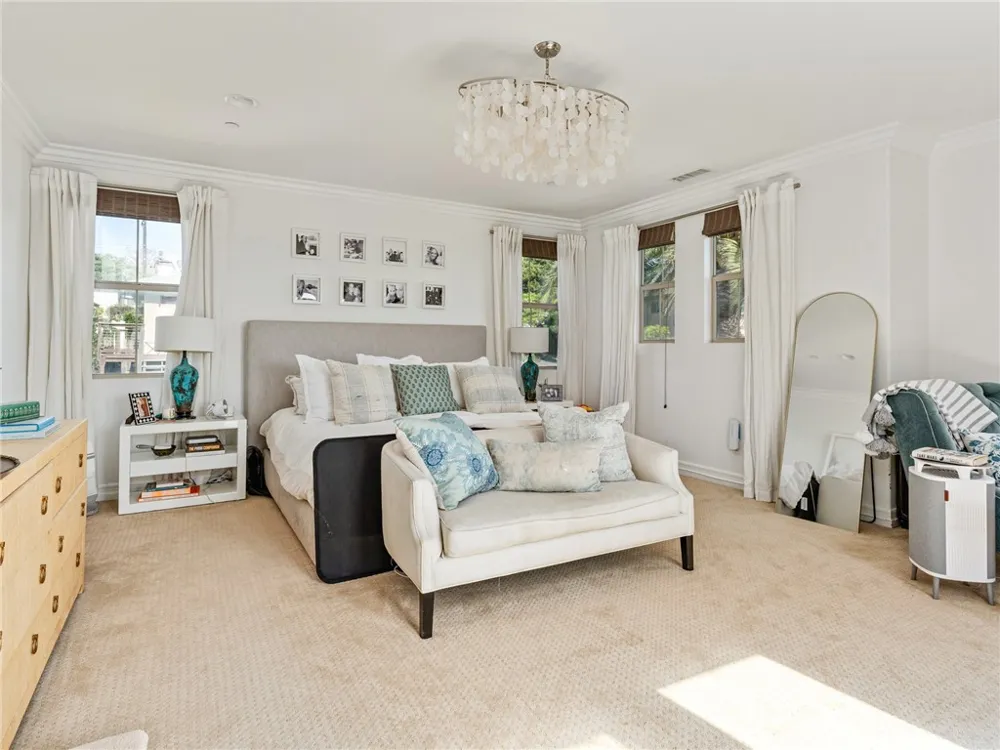 701 W Maple El Segundo, CA 90245