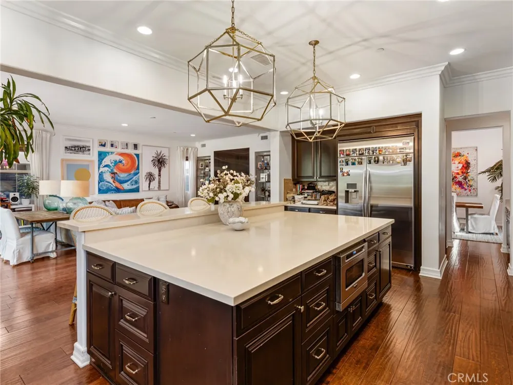 701 W Maple El Segundo, CA 90245
