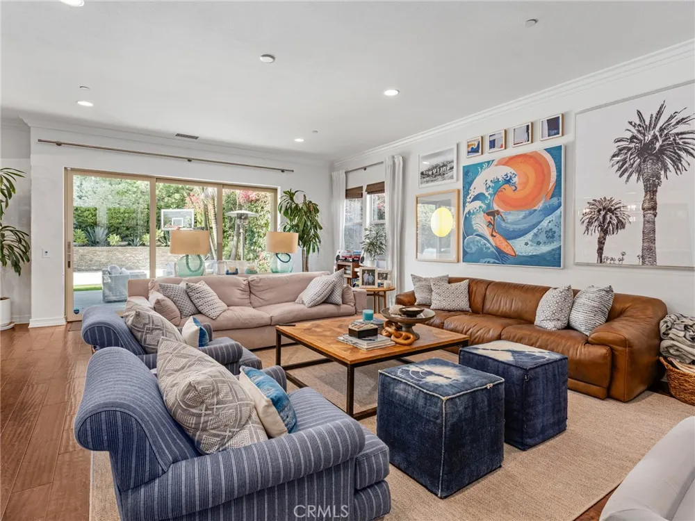 701 W Maple El Segundo, CA 90245