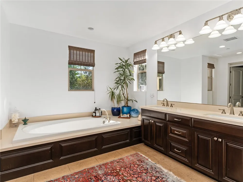 701 W Maple El Segundo, CA 90245
