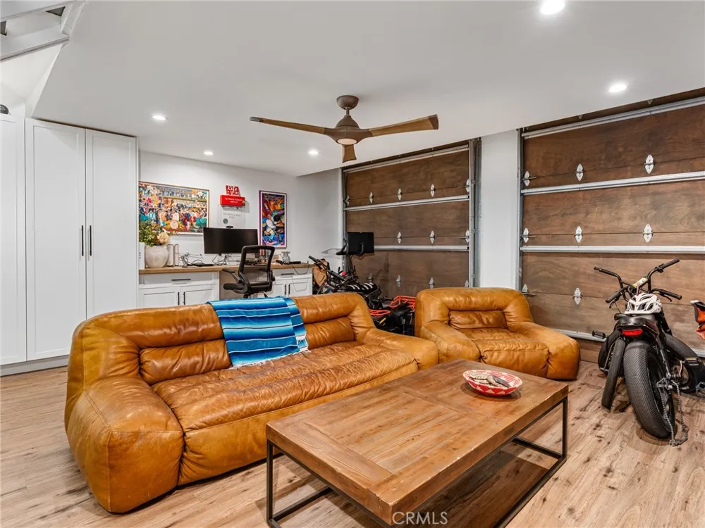 701 W Maple El Segundo, CA 90245