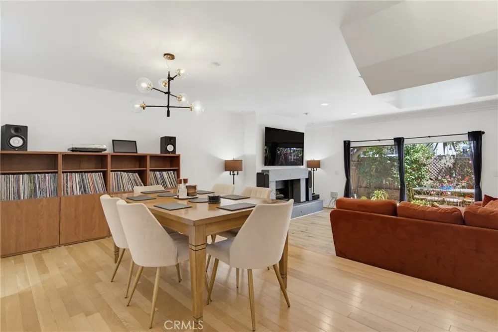 1850 Midvale Avenue #13 Los Angeles, CA 90025
