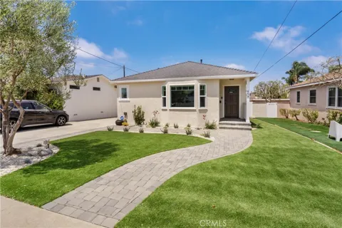 659 W Sycamore