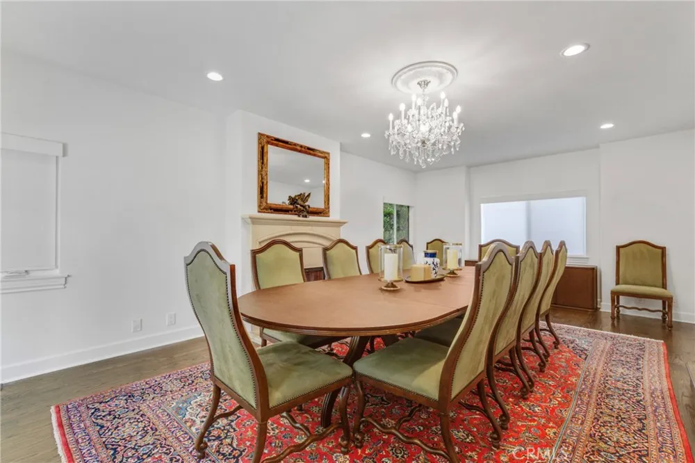 620 9th St Manhattan Beach, CA 90266