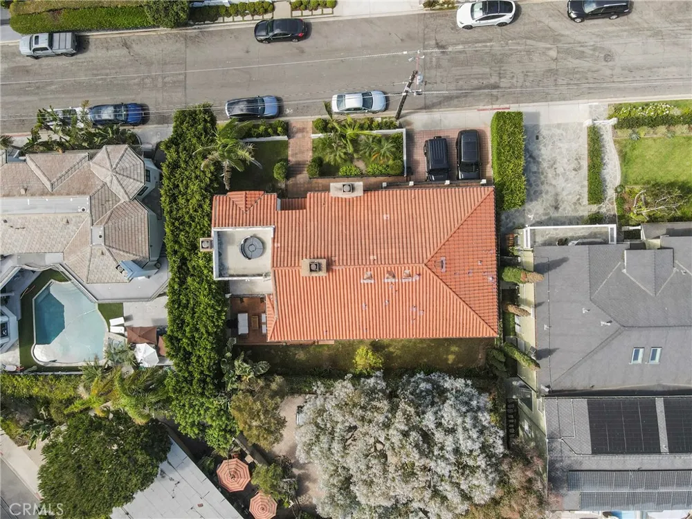 620 9th St Manhattan Beach, CA 90266