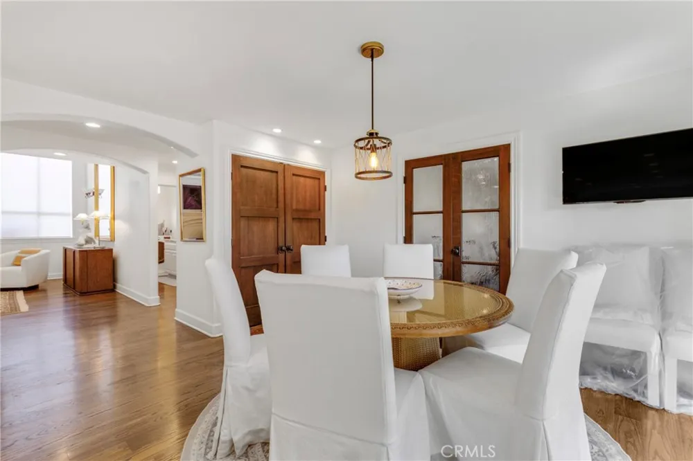 620 9th St Manhattan Beach, CA 90266