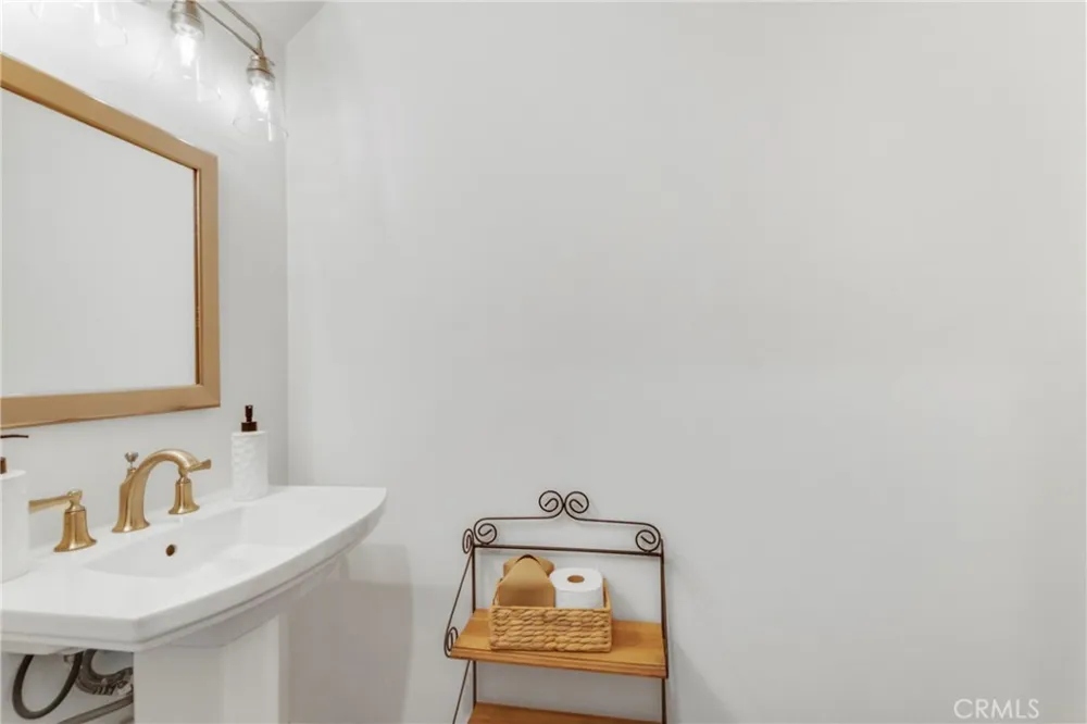 620 9th St Manhattan Beach, CA 90266