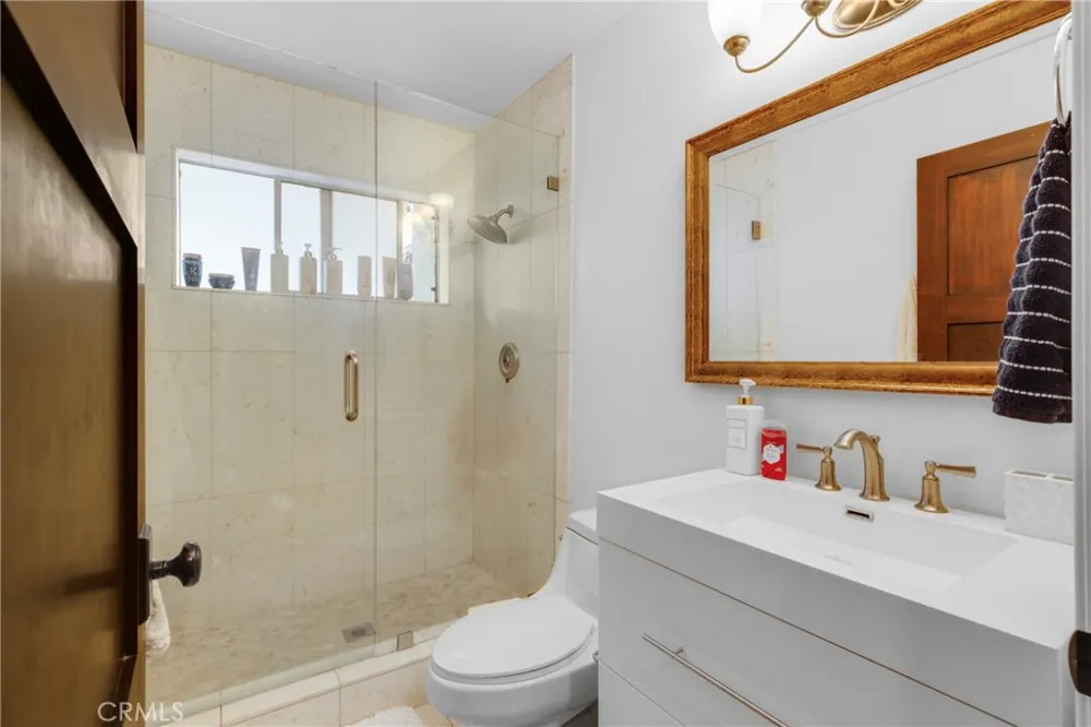 620 9th St Manhattan Beach, CA 90266
